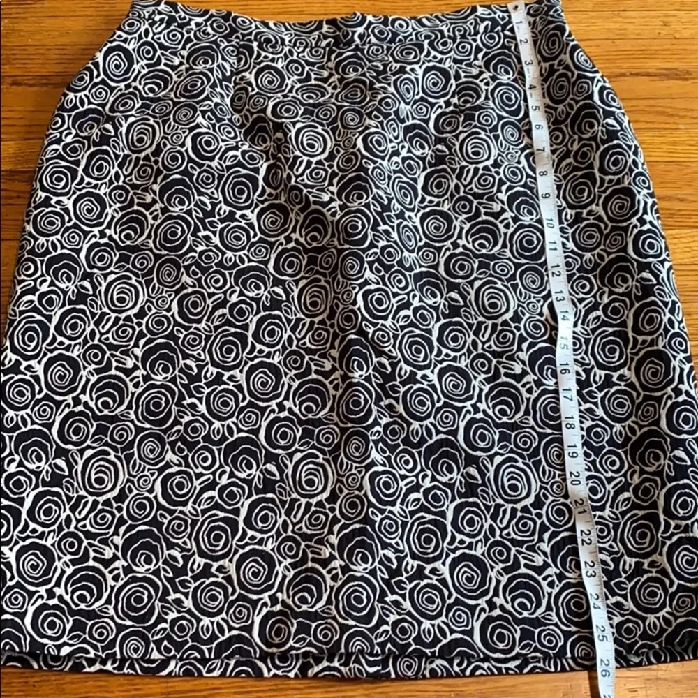 Black and Cream Floral Print Pencil Skirt